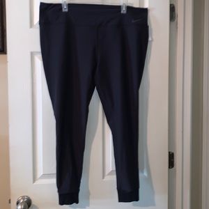 🖤WOMEN’S BLACK NIKE LEGGINGS 🖤